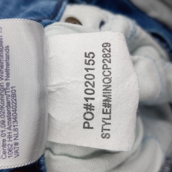 NYDJ Chloe Cropped Jeans Capri Cuffed Hem High Rise Casual Minimalist Size 8 - Picture 10 of 11